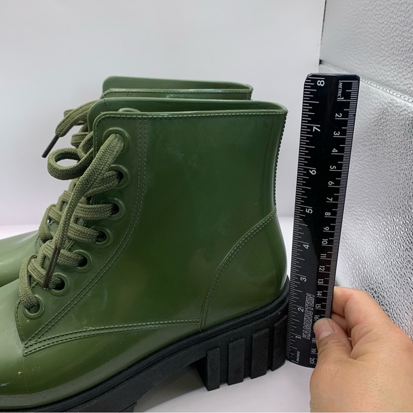 Gianni Bini Womens 8 Chunky Chelsea Ankle Boots Casual Pull On lace cosmo combat - Picture 4 of 9